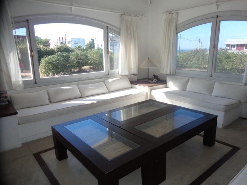 Casa en alquiler con piscina